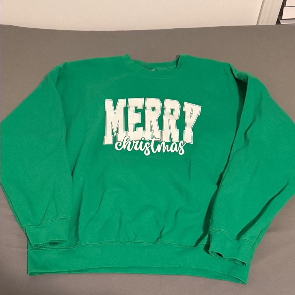 Gildan Green "MERRY Christmas" Crewneck Sweatshirt